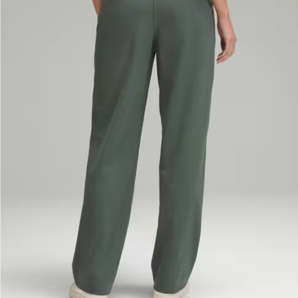 lululemon athletica Green Women's Pants, Sz Large, straight leg, casual, relaxed - Picture 3 of 14